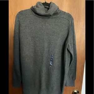 Landsend gray turtleneck sweater